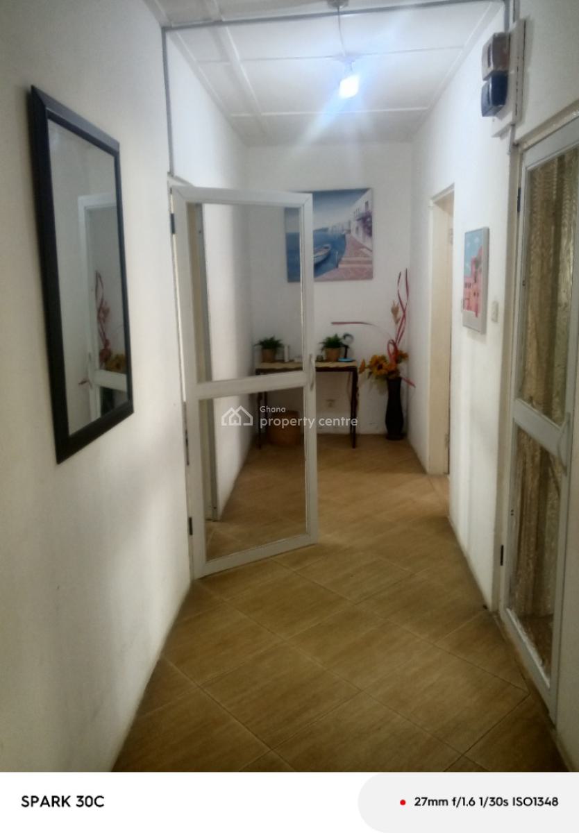 Freehold & Titled 2 Units of 3brm on Almost 1 & Half Plots @ Dansoman, Akukorfoto Area, Dansoman, Accra, House for Sale