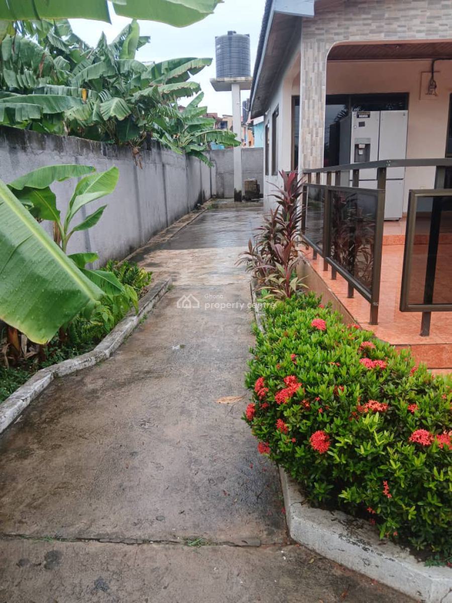 4brm House @ Gbawe, Blue Cross Area, Ga South Municipal, Accra, House for Sale