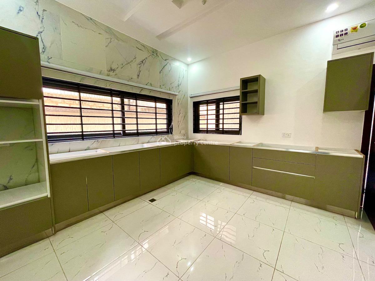 Newly Built 4 Bedroom House with Swimming Pool, East Legon, Accra, Townhouse for Rent