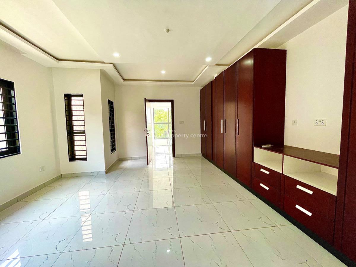 Newly Built 4 Bedroom House with Swimming Pool, East Legon, Accra, Townhouse for Rent