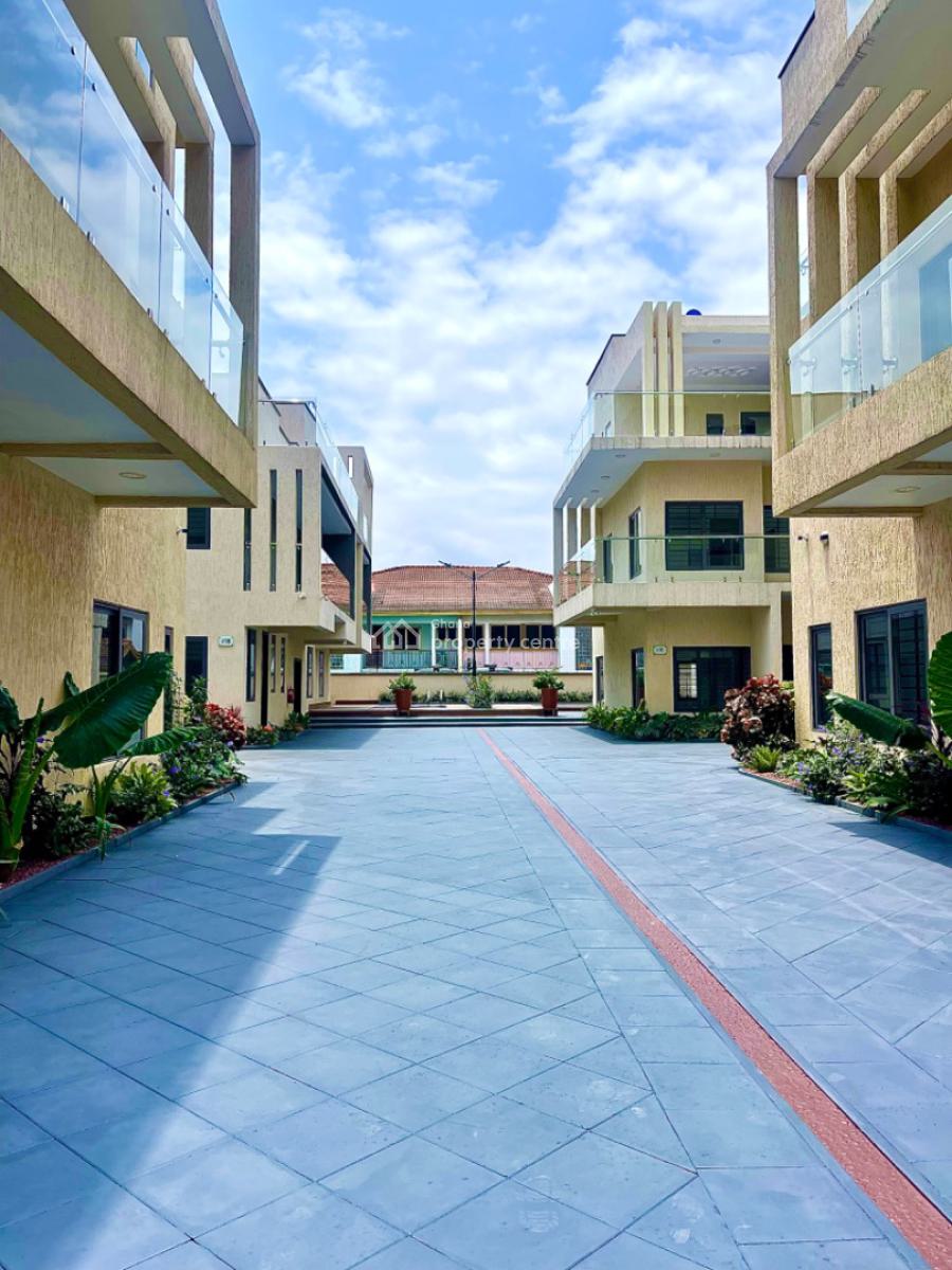 Newly Built 4 Bedroom House with Swimming Pool, East Legon, Accra, Townhouse for Rent