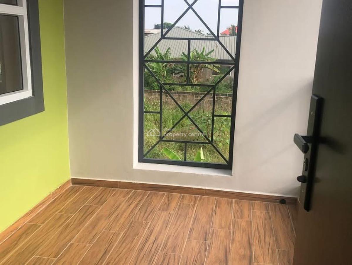 Luxury 4 Bedroom House in Secured Environment, Lakeside Estates, Adenta Municipal, Accra, House for Sale