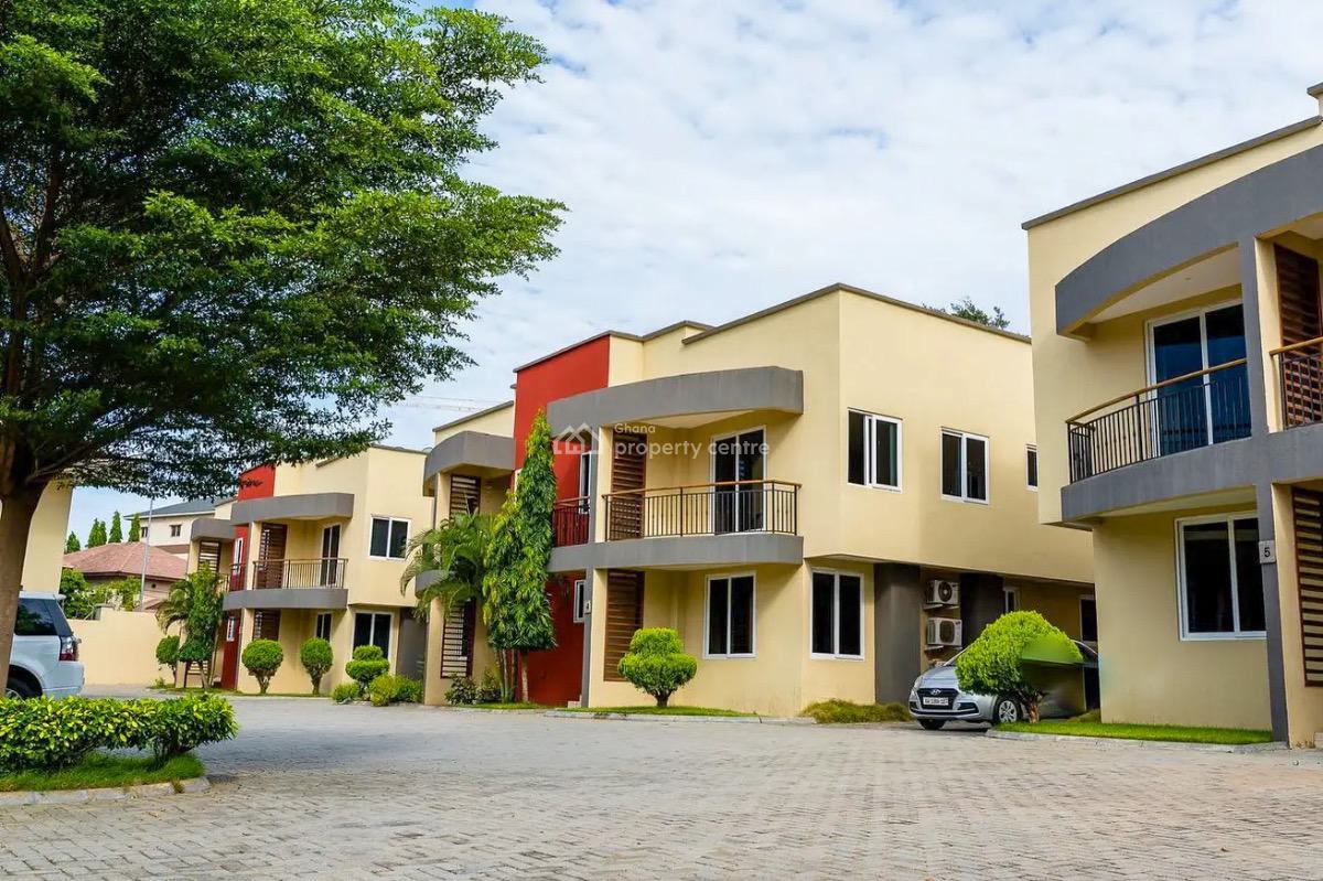 3 Bedroom Townhome with Staff Quarters in a Gated Community with Pool, Cantonments, Accra, Townhouse for Rent