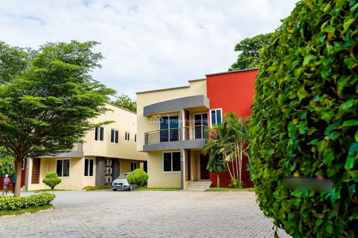 3 Bedroom Townhome with Staff Quarters in a Gated Community with Pool, Cantonments, Accra, Townhouse for Rent