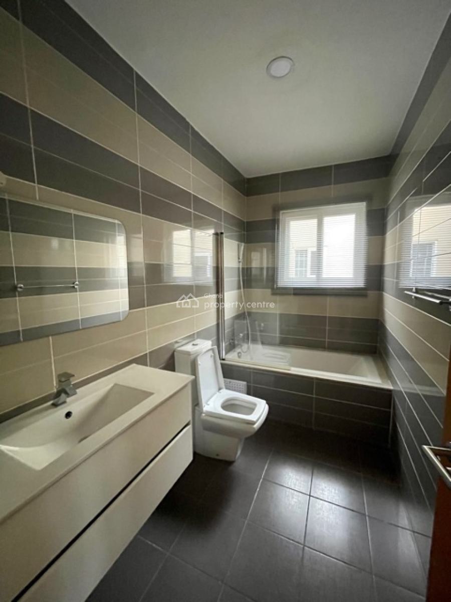 3 Bedroom Townhome with Staff Quarters in a Gated Community with Pool, Cantonments, Accra, Townhouse for Rent