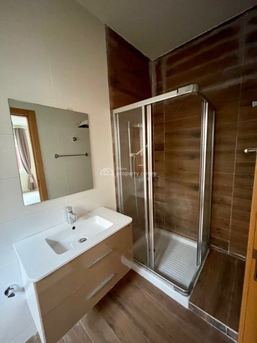 3 Bedroom Townhome with Staff Quarters in a Gated Community with Pool, Cantonments, Accra, Townhouse for Rent