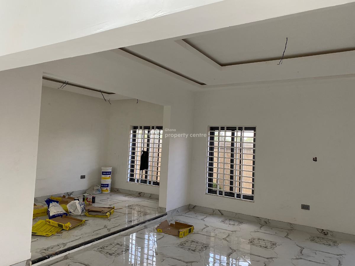 Executive 3 Bedroom House, Amaria Down, Awutu-senya East, Central Region, Detached Bungalow for Sale