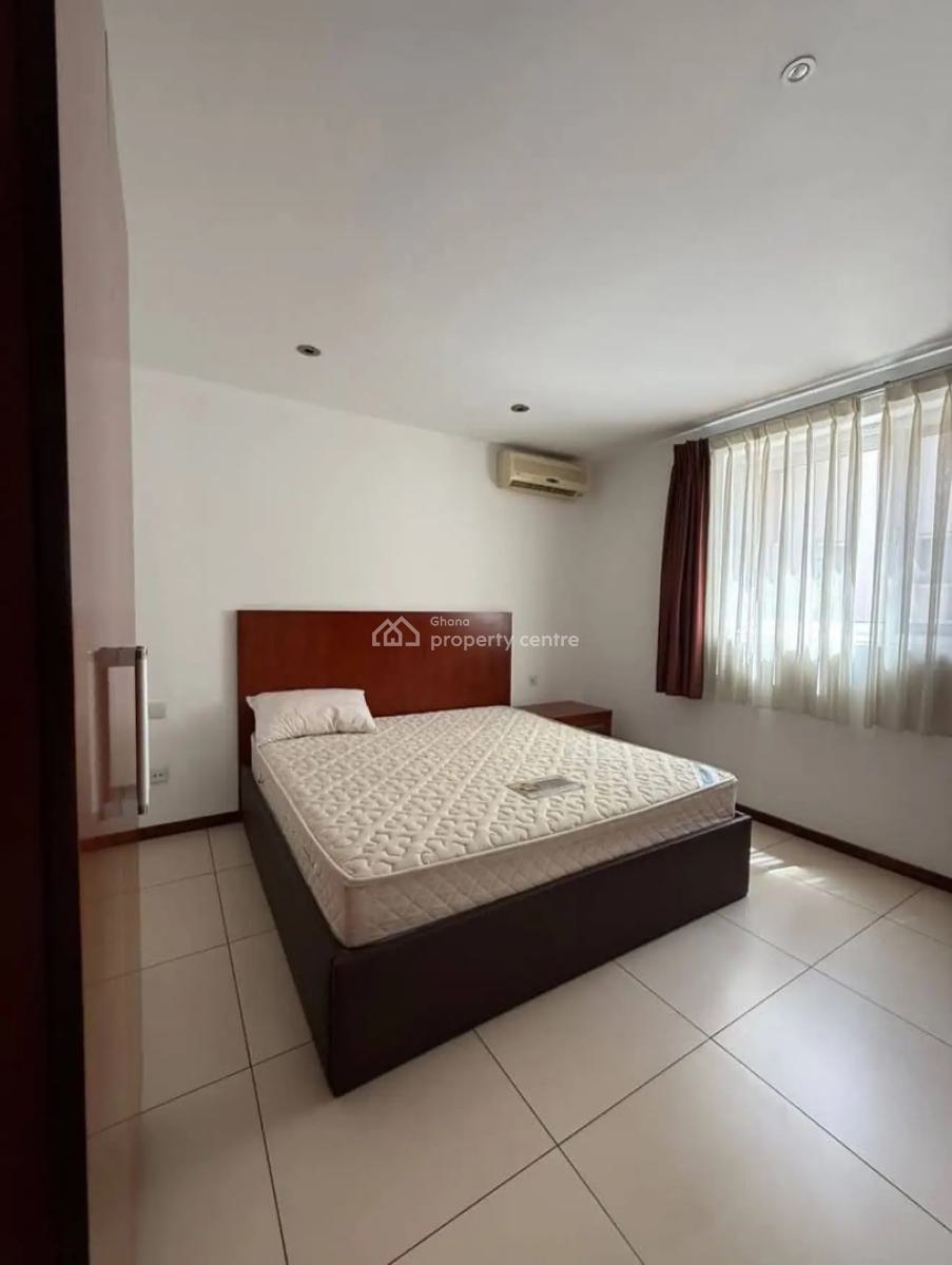 Fully Detached 5 Bedroom Duplex in a Gated Community with Pool, Cantonments, Accra, Detached Duplex for Sale