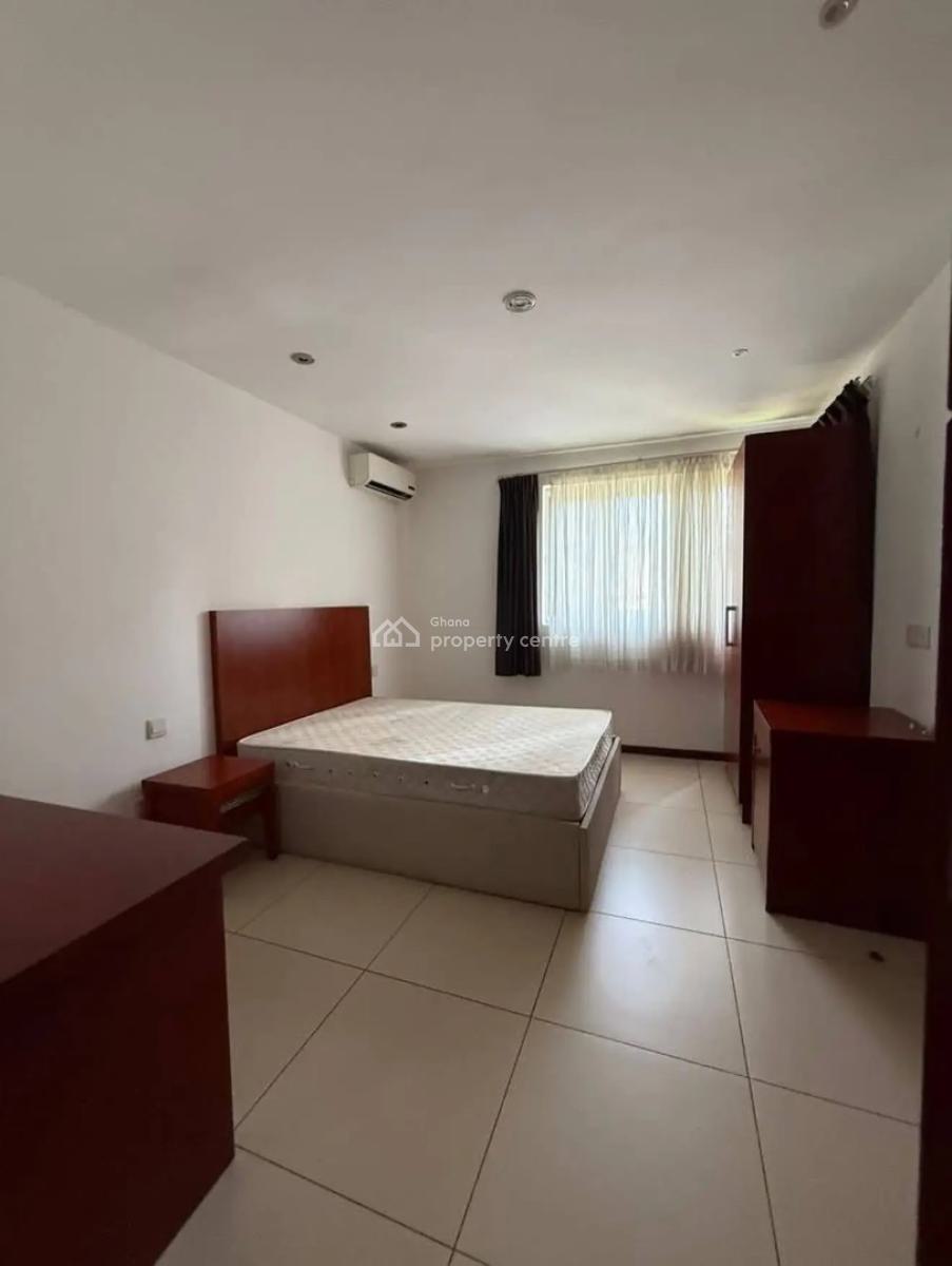 Fully Detached 5 Bedroom Duplex in a Gated Community with Pool, Cantonments, Accra, Detached Duplex for Sale