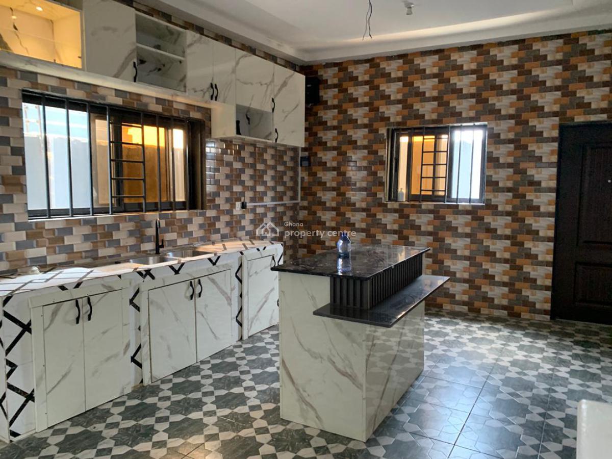 3 Master Brm House @ Kasoa , Accra, Kasoa Cp, Awutu-senya East, Central Region, House for Sale