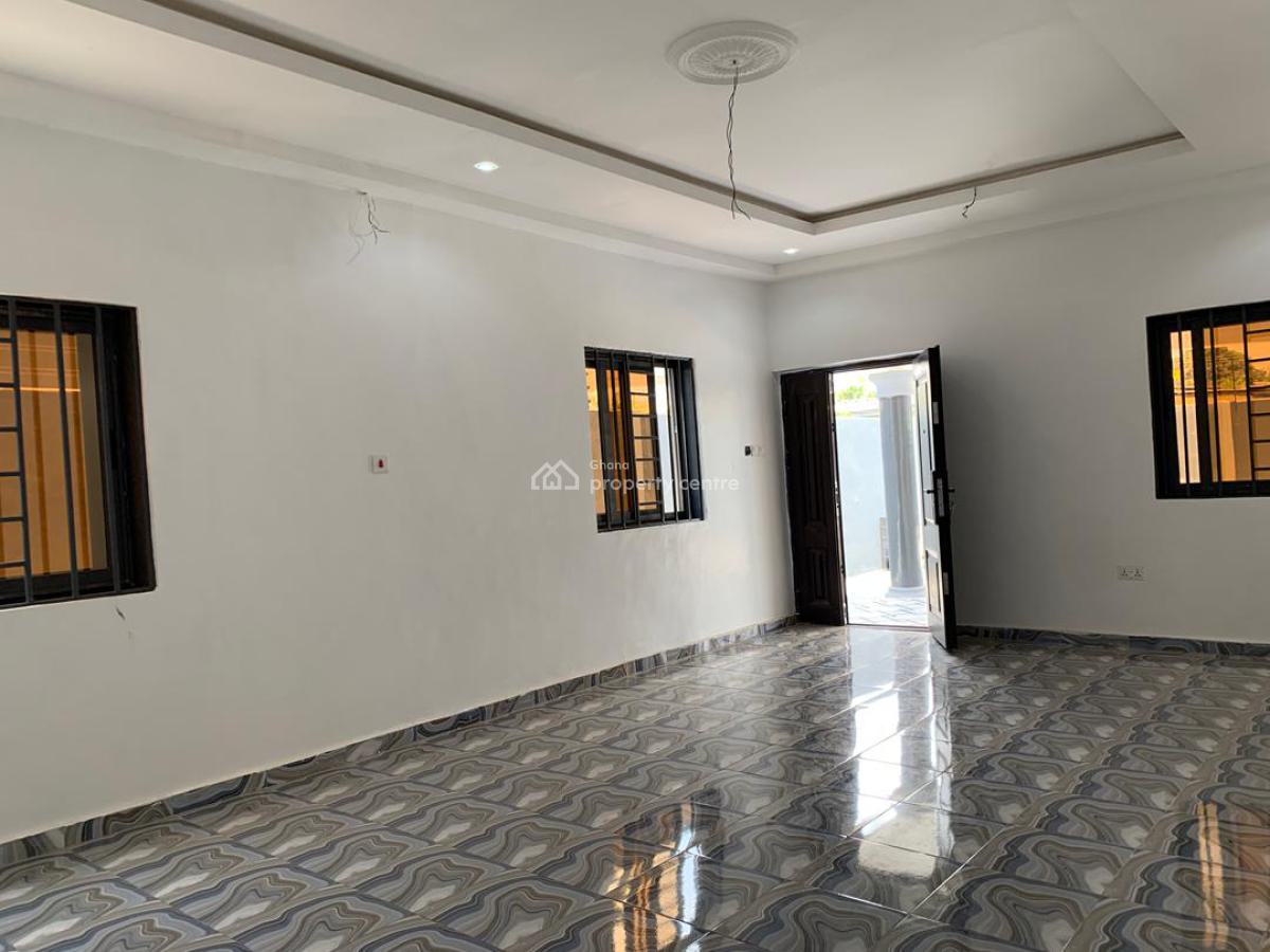 3 Master Brm House @ Kasoa , Accra, Kasoa Cp, Awutu-senya East, Central Region, House for Sale