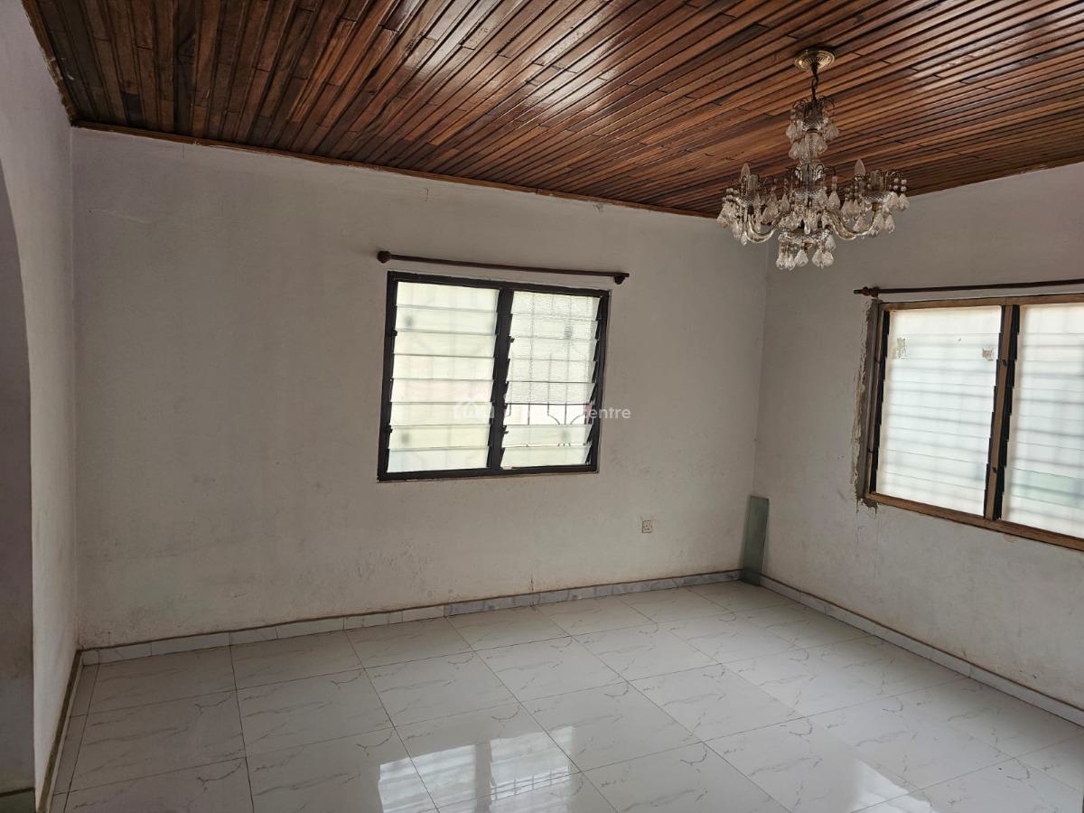 Titled 3 Bedrooms House, Nic Anyaa Overhead Bridge, Accra Metropolitan, Accra, House for Sale