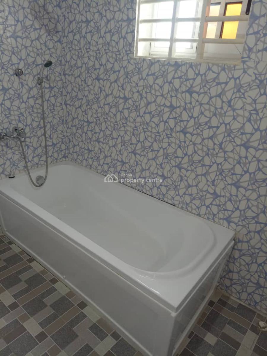*registered 5brm Storey House @ Ayikai Doblo*, Ayikai Doblo After Obeyeiyei, Ga West Municipal, Accra, House for Sale