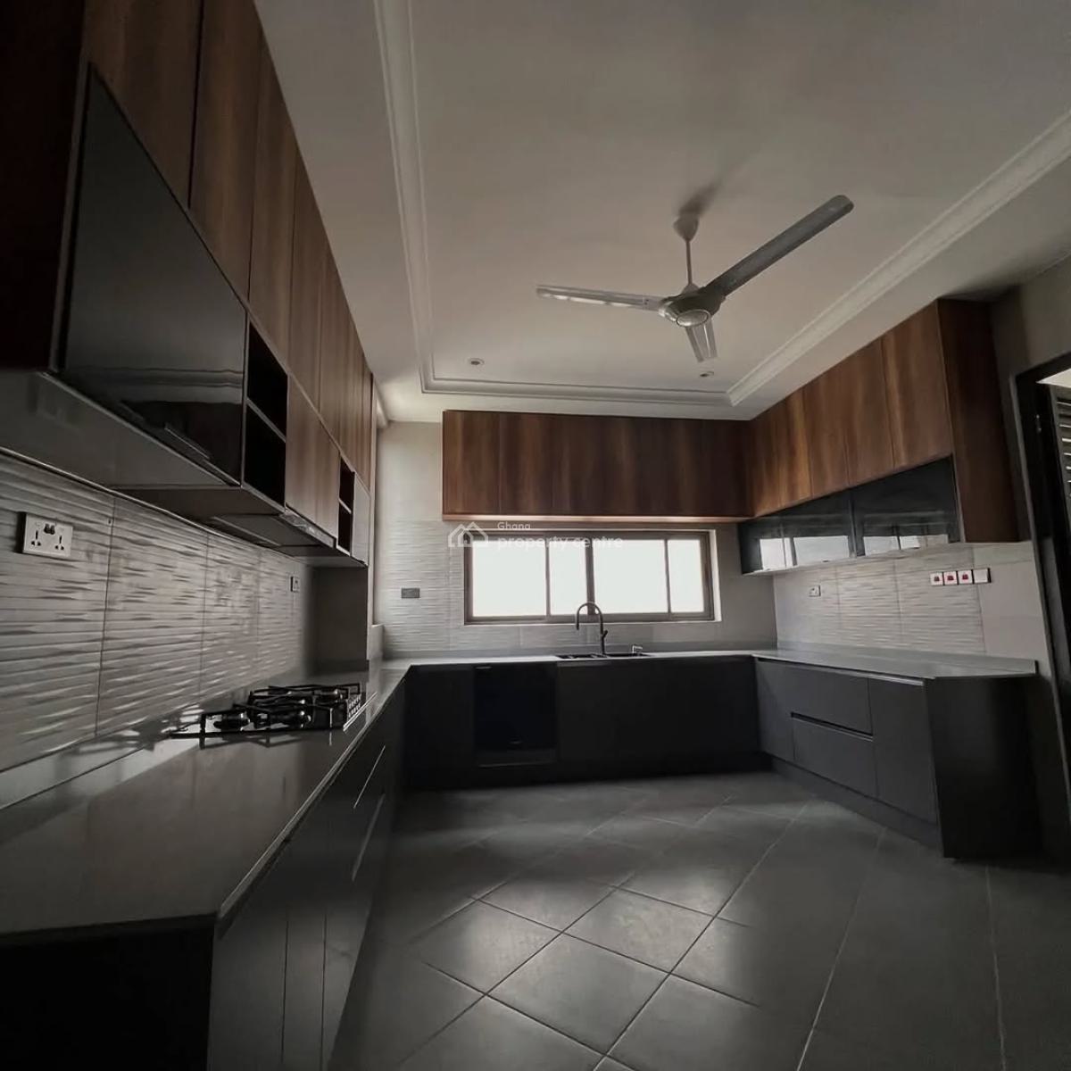 Executive 4 Bedrooms, Adjiringanor, East Legon, Accra, House for Sale