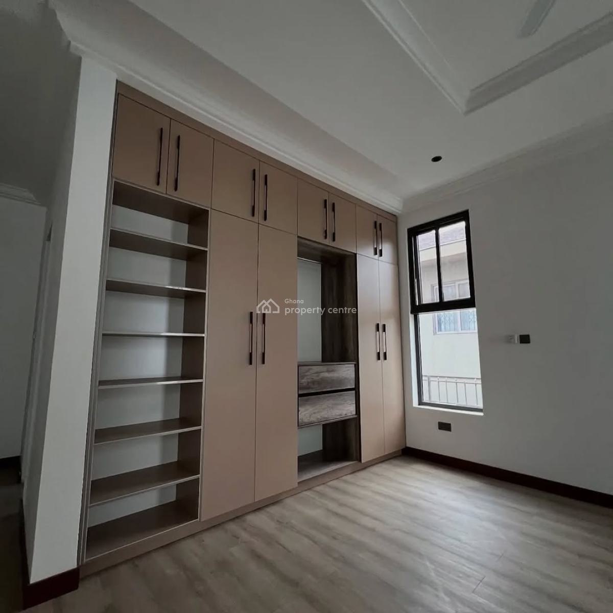 Executive 4 Bedrooms, Adjiringanor, East Legon, Accra, House for Sale