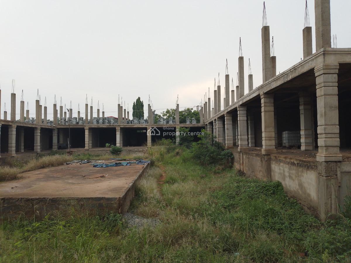Uncompleted 29 Stores on 3 Plots By Main Highway, By Oyarifa Aburi Highway, Oyarifa, La Nkwantanang Madina Municipal, Accra, Office Space for Sale