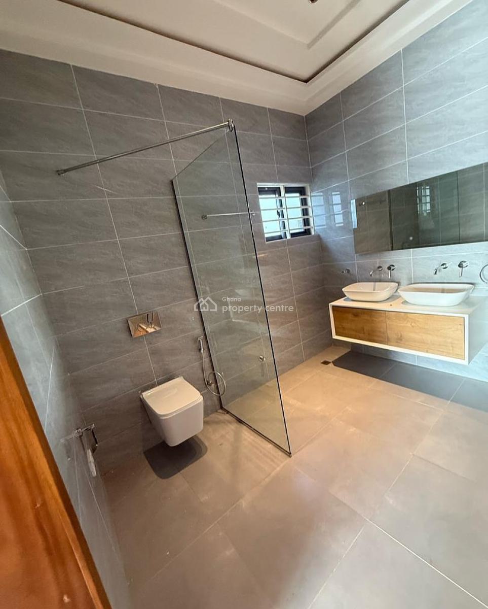 Executive 4 Bedrooms, Ashaley Botwe, Adenta Municipal, Accra, House for Sale