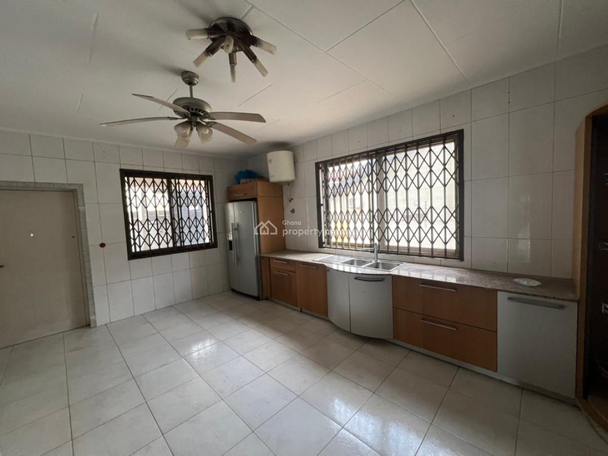 Airport Hills 6 Bedrooms House, Airport Hills, East Airport, Airport Residential Area, Accra, House for Sale