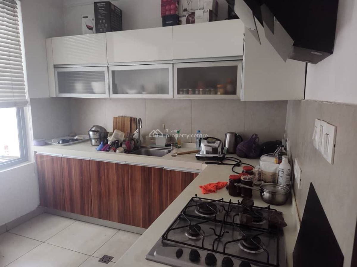 5 Bedrooms House, Roman Ridge, Accra, House for Sale