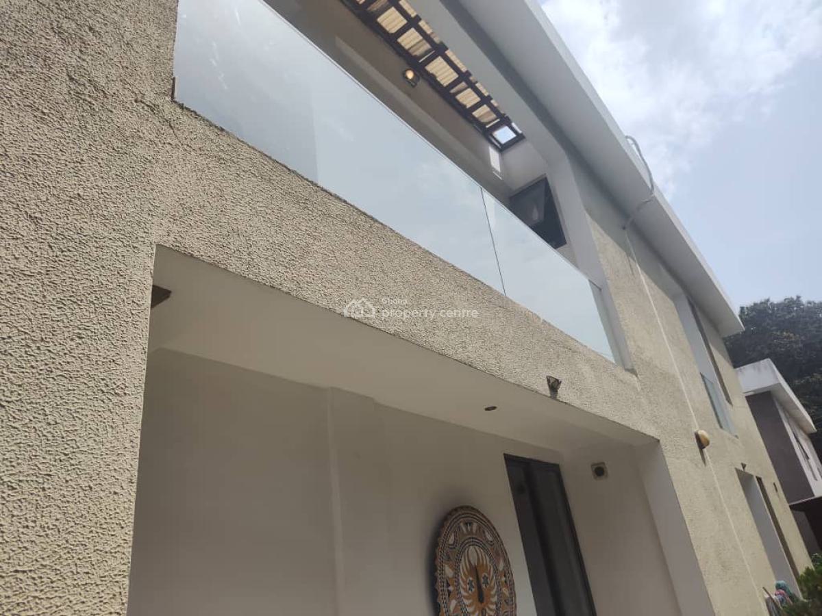 5 Bedrooms House, Roman Ridge, Accra, House for Sale