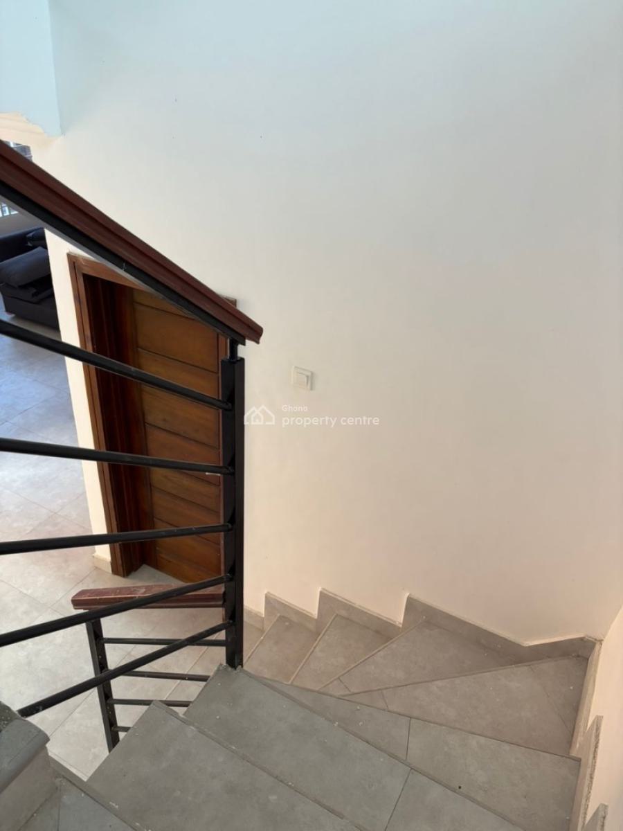 3 Bedrooms House, Palace Mall, East Airport, Airport Residential Area, Accra, House for Rent