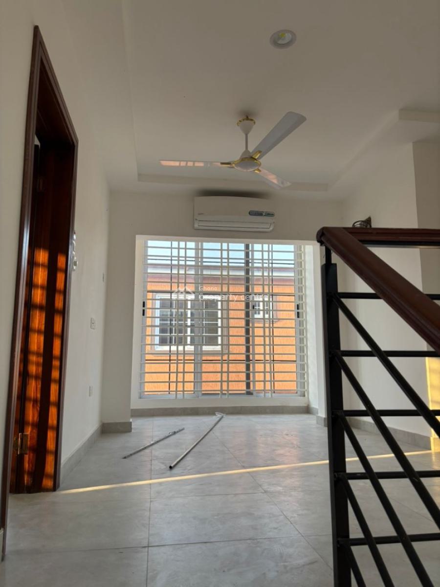 3 Bedrooms House, Palace Mall, East Airport, Airport Residential Area, Accra, House for Rent