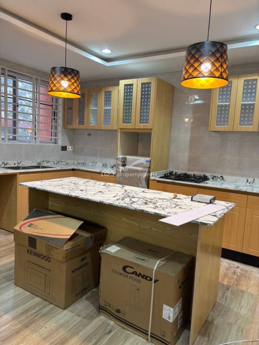 3 Bedrooms House, Palace Mall, East Airport, Airport Residential Area, Accra, House for Rent