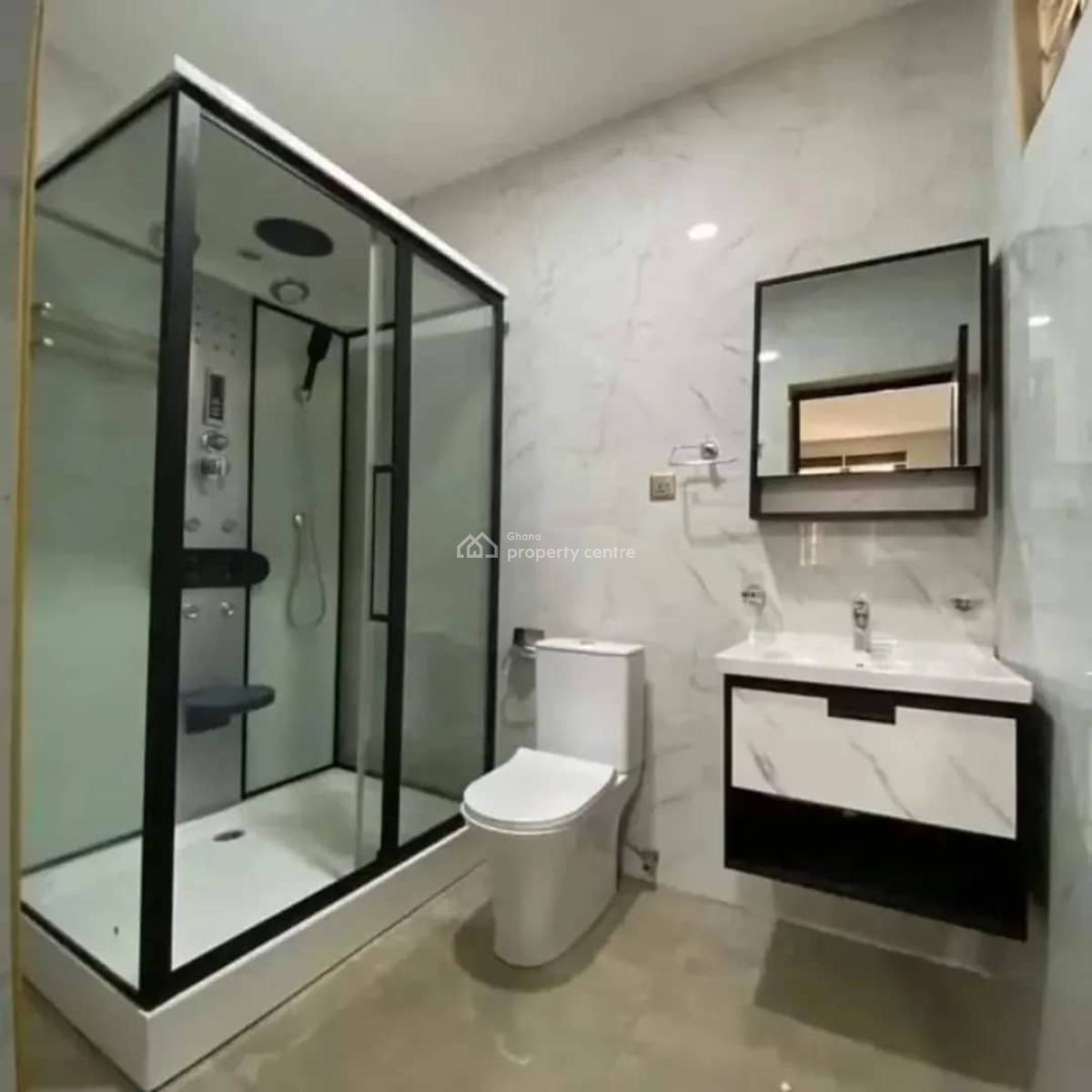 Executive 2-bedroom House, Madina Upsa, La Nkwantanang Madina Municipal, Accra, Semi-detached Duplex for Rent