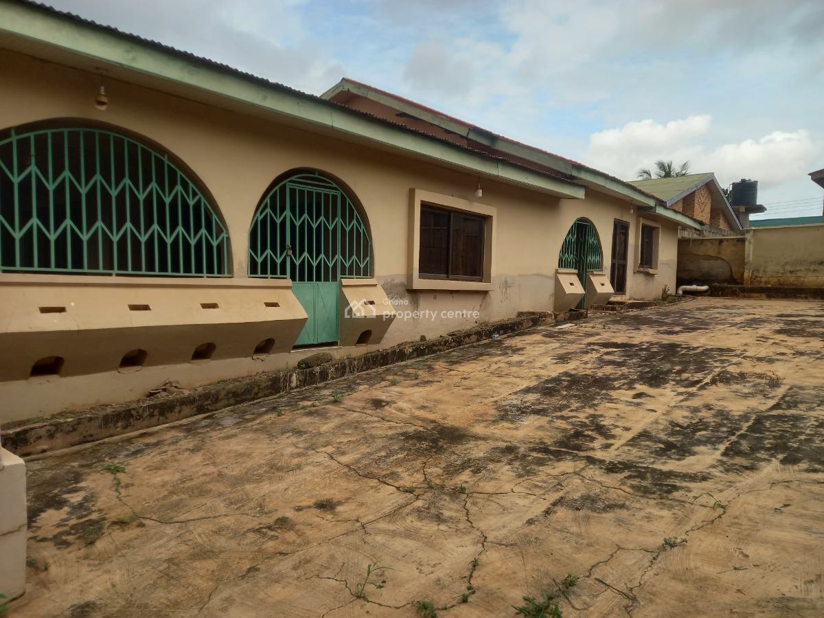 6 Bedrooms, Santasi Heman., Kumasi Metropolitan, Ashanti, House for Sale
