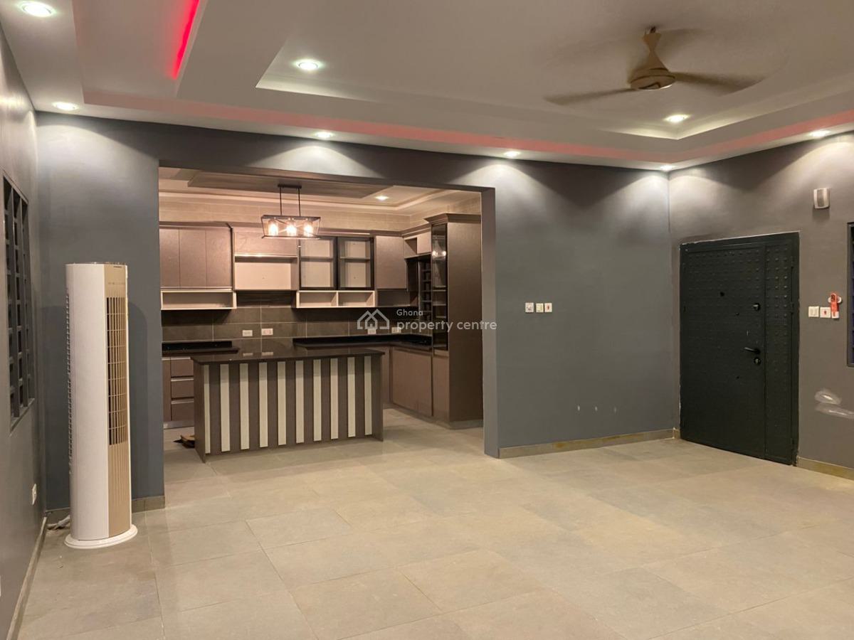 Executive 4 Bedrooms, East Airport, Airport Residential Area, Accra, House for Rent