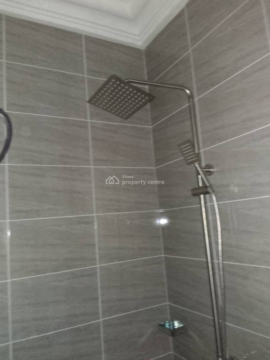 One Bedroom Self Contain Apartment, Rasta Bushroad Police Station, Teshie-nungua Estates, Accra, Mini Flat for Rent