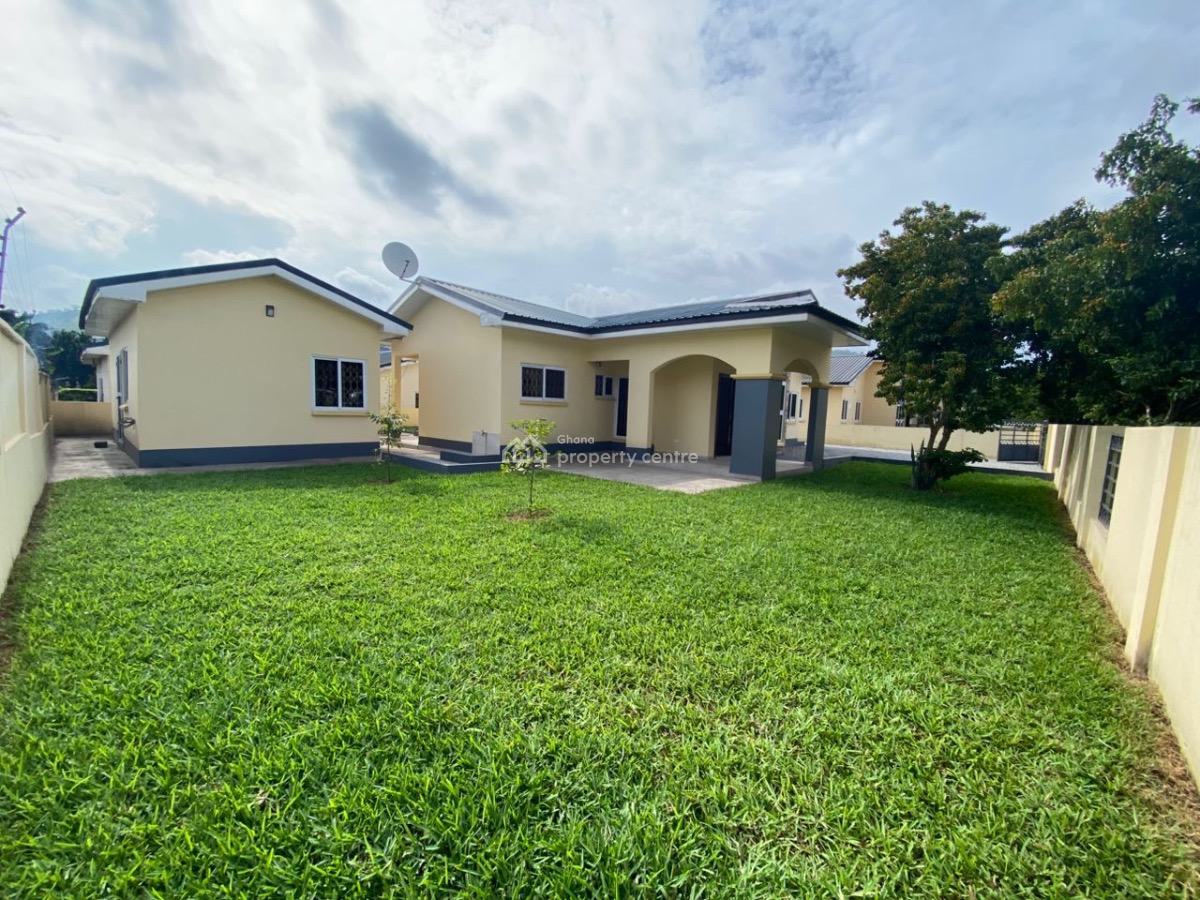 Three Bedrooms House, Oyarifa, Oyarifa, La Nkwantanang Madina Municipal, Accra, House for Sale