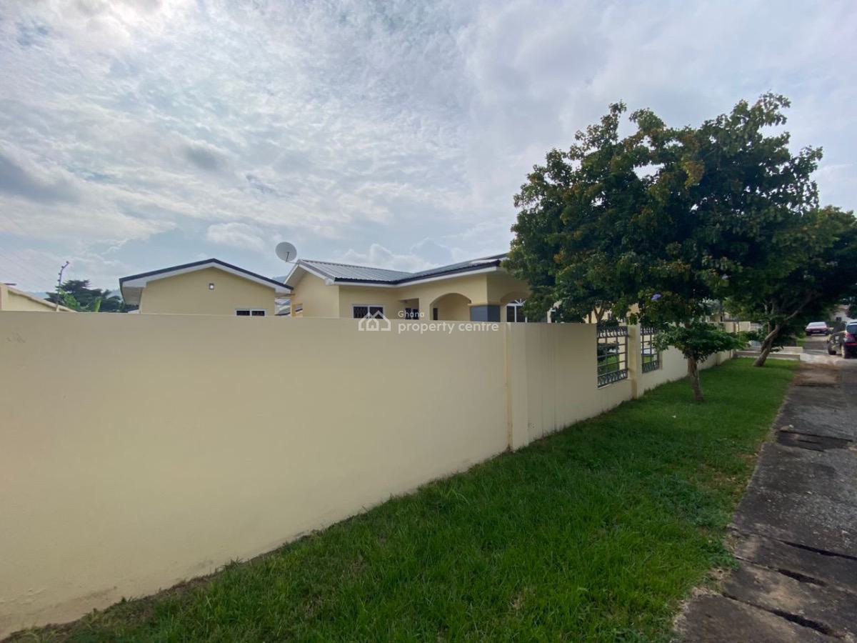 Three Bedrooms House, Oyarifa, Oyarifa, La Nkwantanang Madina Municipal, Accra, House for Sale