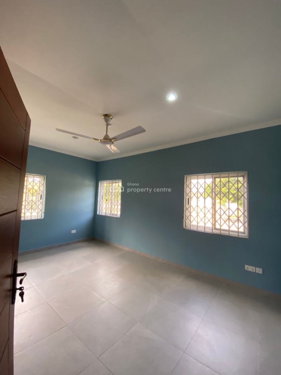 Three Bedrooms House, Oyarifa, Oyarifa, La Nkwantanang Madina Municipal, Accra, House for Sale