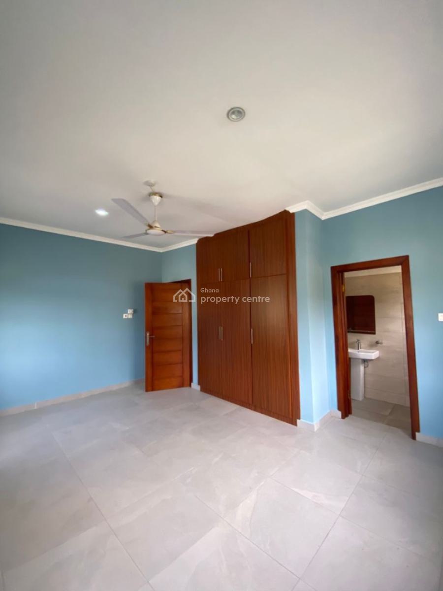 Three Bedrooms House, Oyarifa, Oyarifa, La Nkwantanang Madina Municipal, Accra, House for Sale