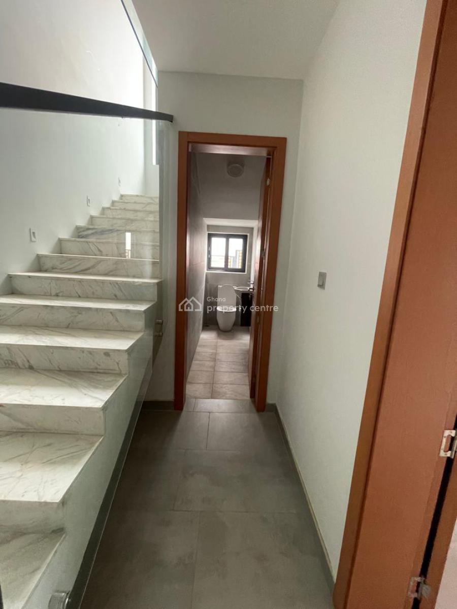 4-bedroom House with Servants Quarters, Tse-addo, La Dade Kotopon Municipal, Accra, Detached Duplex for Rent