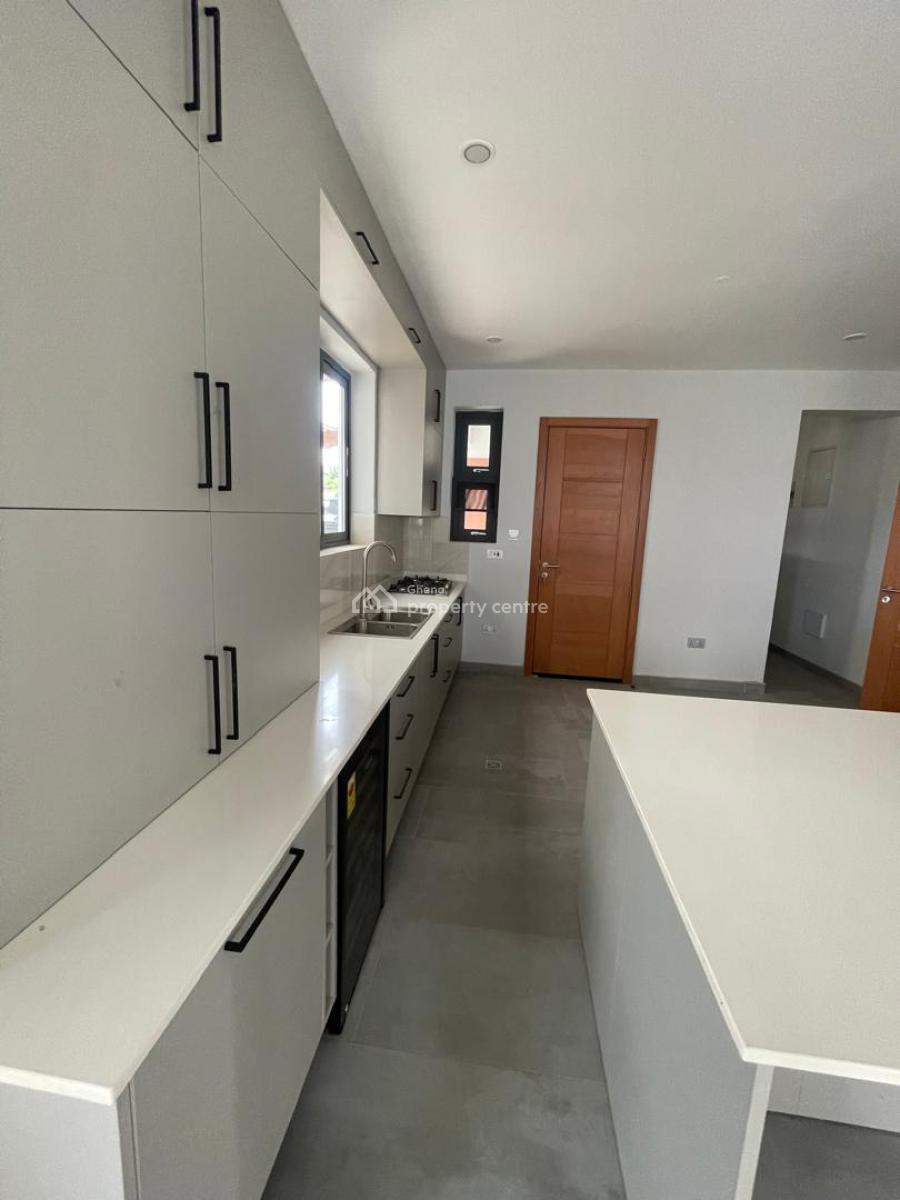 4-bedroom House with Servants Quarters, Tse-addo, La Dade Kotopon Municipal, Accra, Detached Duplex for Rent