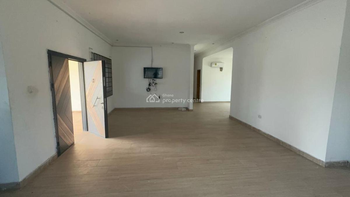 3-bedroom House with 2 Servants  Quarters, Achimota, Accra, Detached Bungalow for Sale