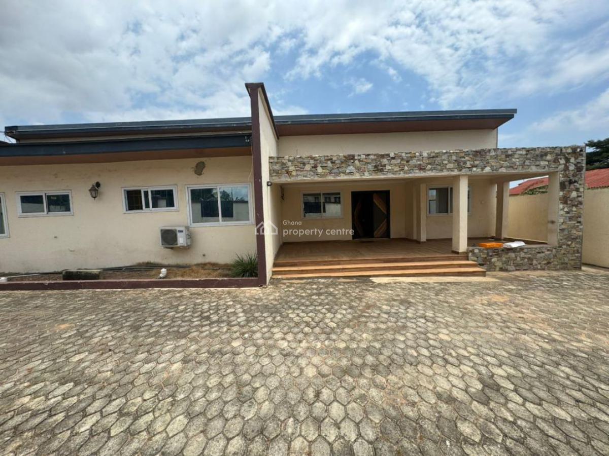 3-bedroom House with 2 Servants  Quarters, Achimota, Accra, Detached Bungalow for Sale