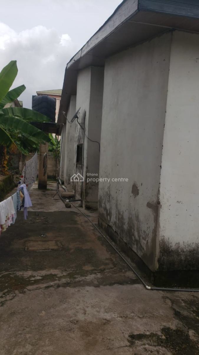 Thirteen Bedroom House, Mangoase, Kumasi Metropolitan, Ashanti, House for Sale