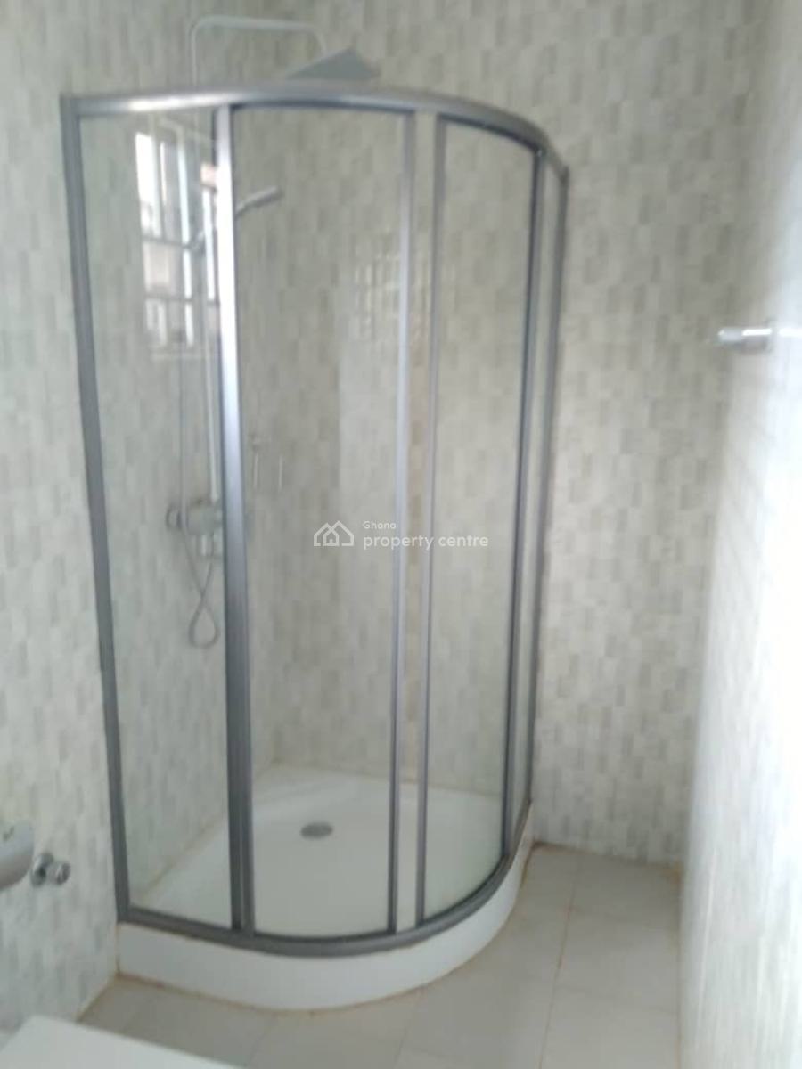 Fully Furnished Fairly Used 3 Bedroom House. Negotiable Price., Tema Community 25, Devtraco Estate., Community 25, Tema, Accra, Detached Duplex for Sale