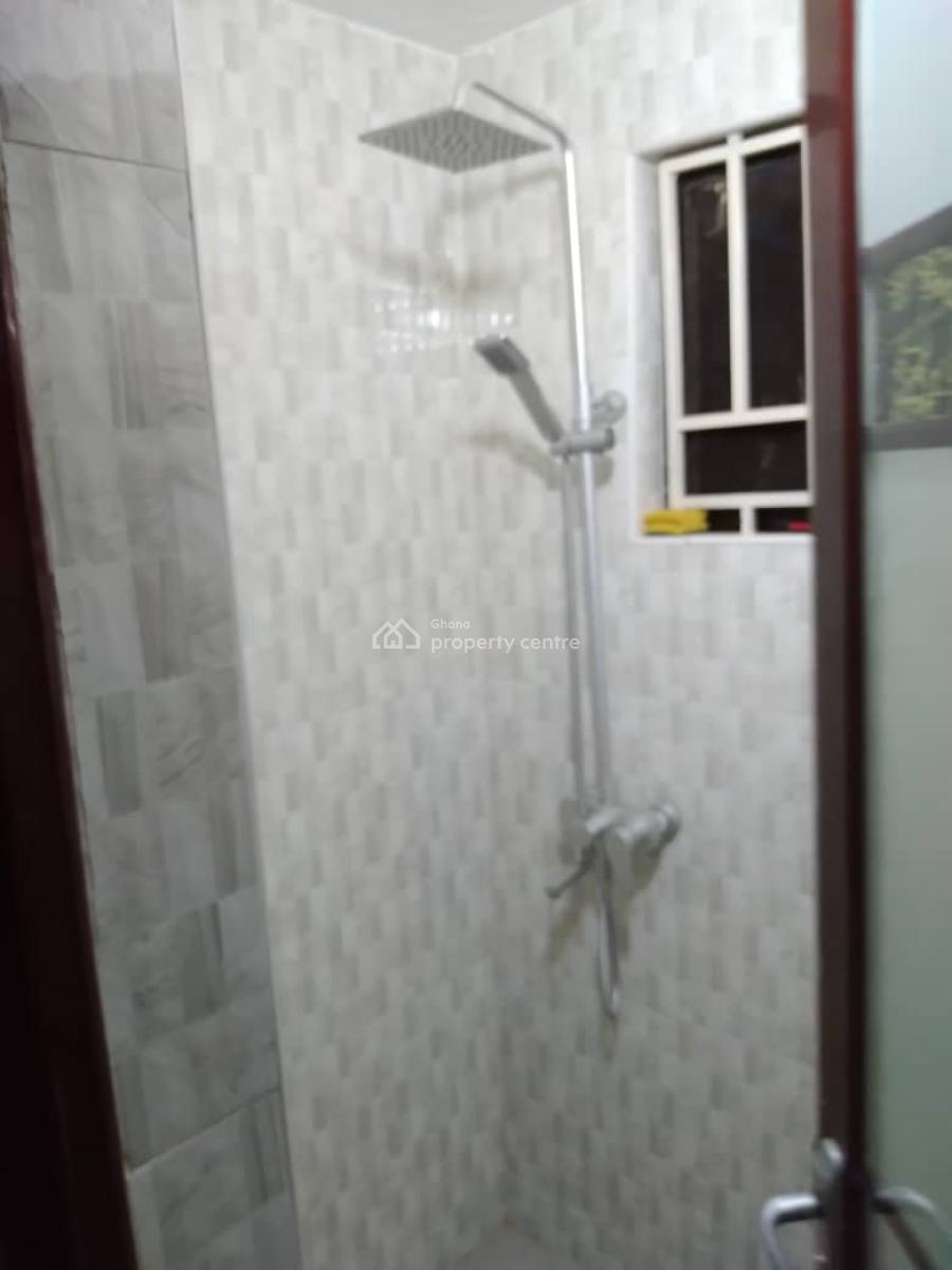 Fully Furnished Fairly Used 3 Bedroom House. Negotiable Price., Tema Community 25, Devtraco Estate., Community 25, Tema, Accra, Detached Duplex for Sale
