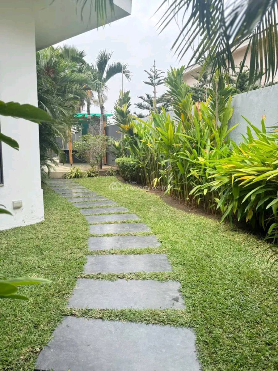 Luxurious 4-bedroom Townhouse @ Airport Residential Area, Airport Residential Area, Accra, Townhouse for Rent