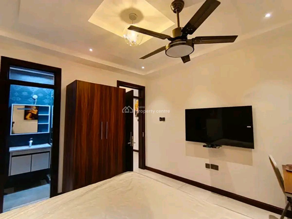 a Luxurious Unfurnished 3-bedroom Smart Apartment @ East Airport, East Airport, Airport Residential Area, Accra, Apartment for Rent