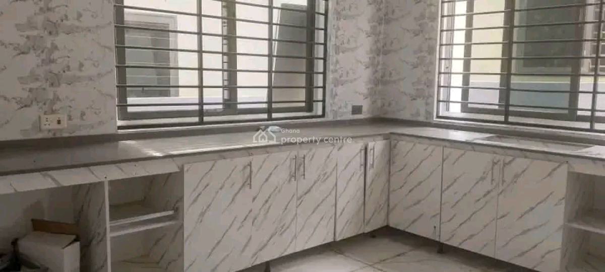 Executive 5-bedroom House @ Tantra Hill, Tantra Hill, Ga West Municipal, Accra, House for Rent