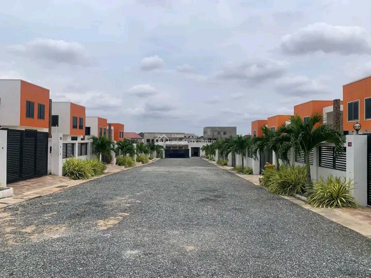 Executive Newly Built 4-bedroom Townhouse @ East Legon Hill, East Legon Hills, East Legon, Accra, Townhouse for Sale