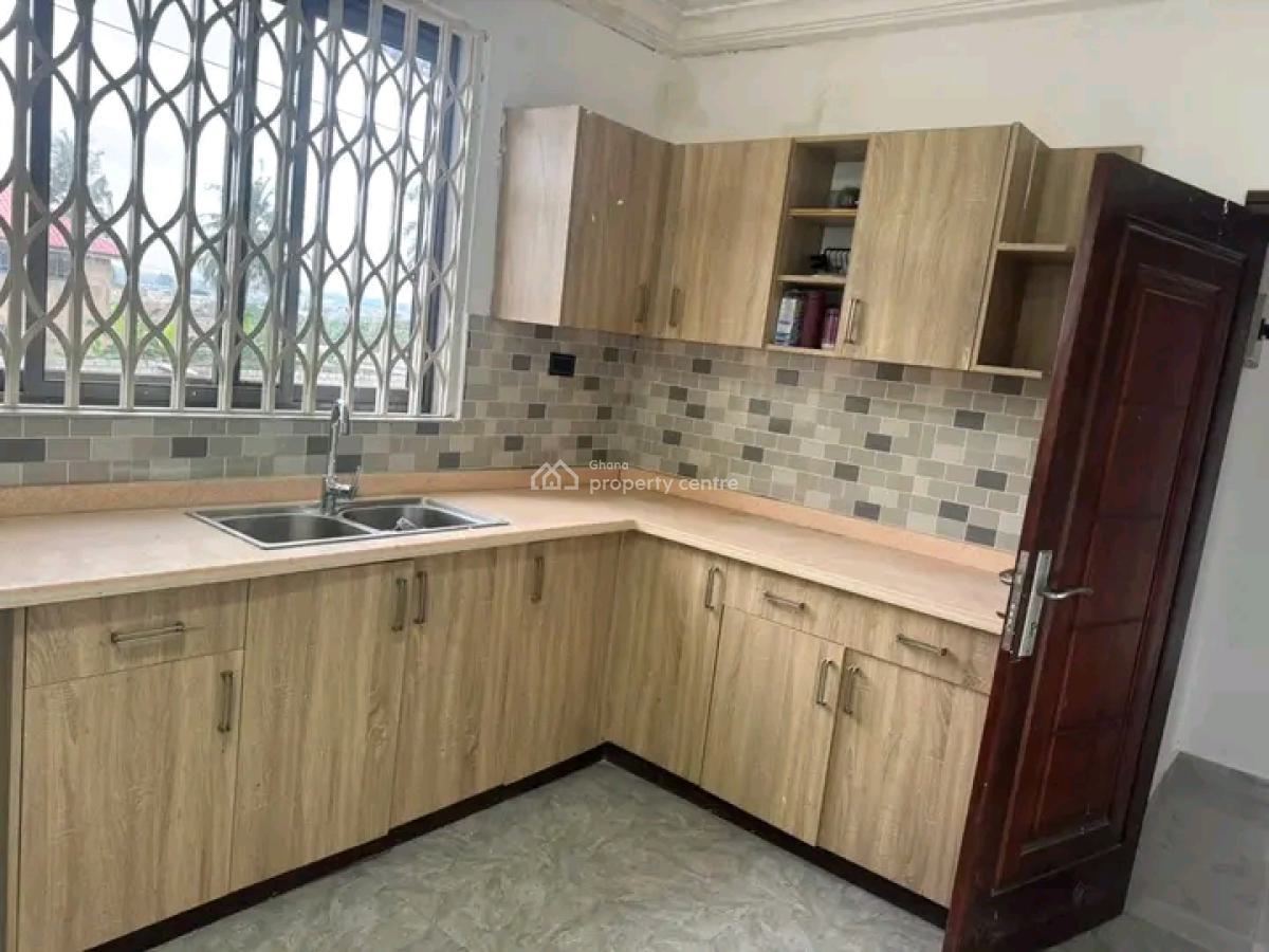 Decent 2bedroom Apartment @ Tantra Hill, Tantra Hill, Ga West Municipal, Accra, Apartment for Rent