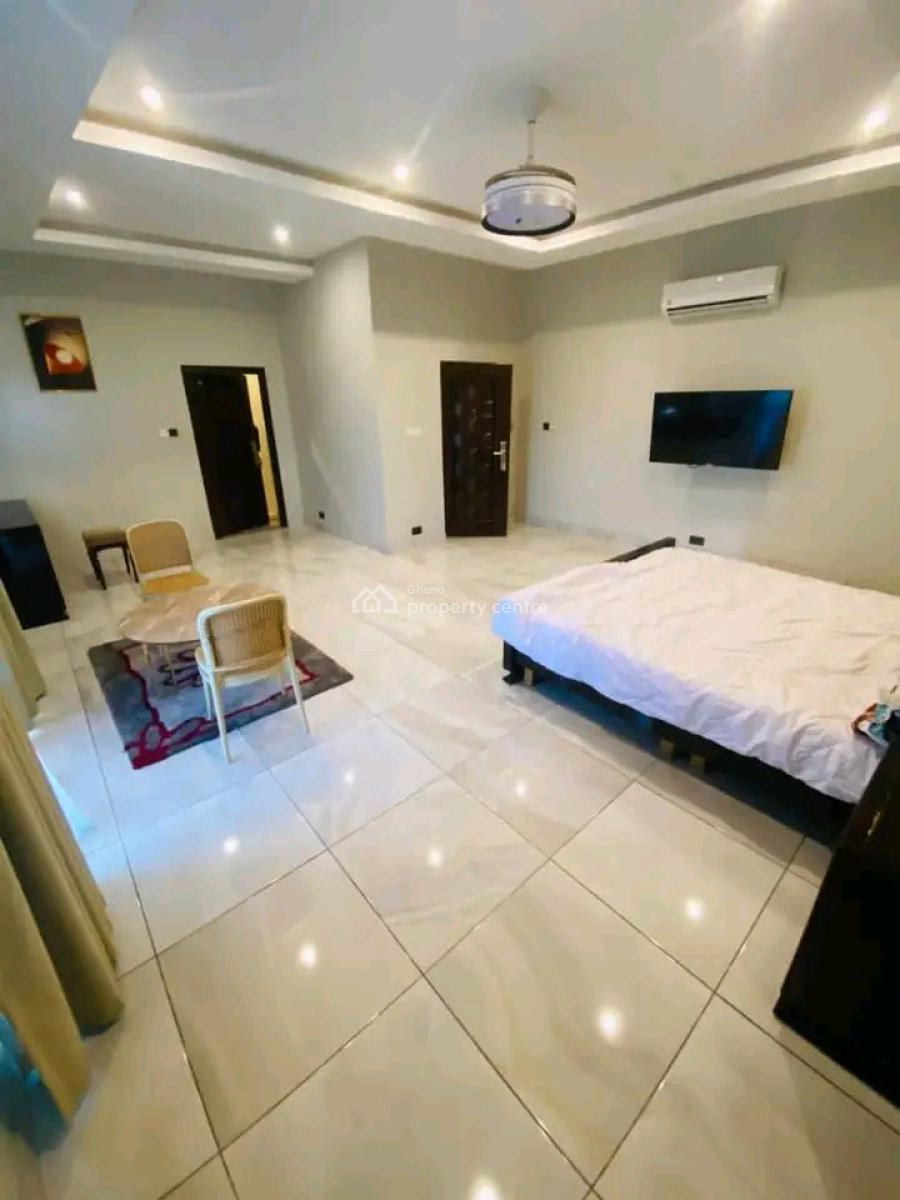 Ultra Modern 4-bedroom Townhouse+bq @ Cantonment, Cantonments, Accra, Townhouse for Rent