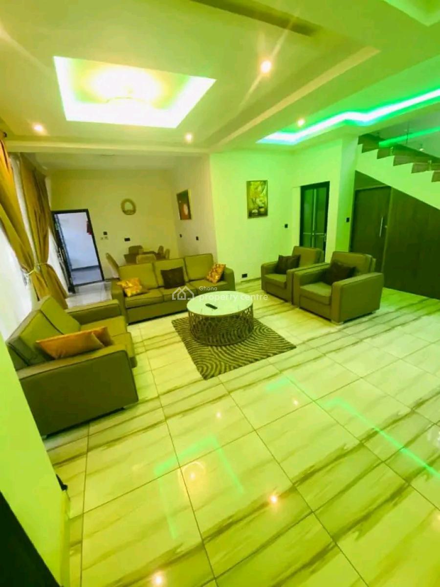 Ultra Modern 4-bedroom Townhouse+bq @ Cantonment, Cantonments, Accra, Townhouse for Rent