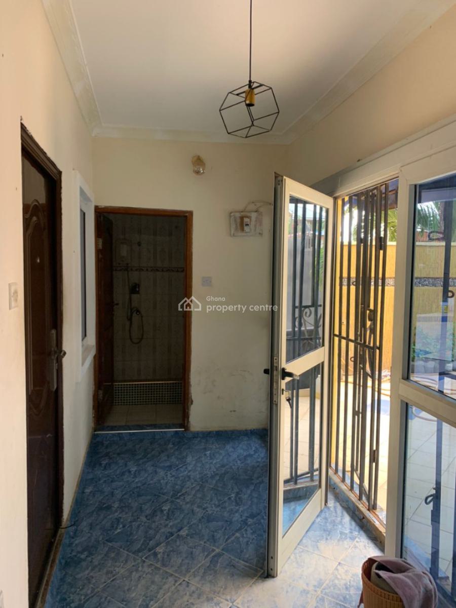 Spacious 2bedroom Apartment @ East Airport, East Airport, Airport Residential Area, Accra, Apartment for Rent